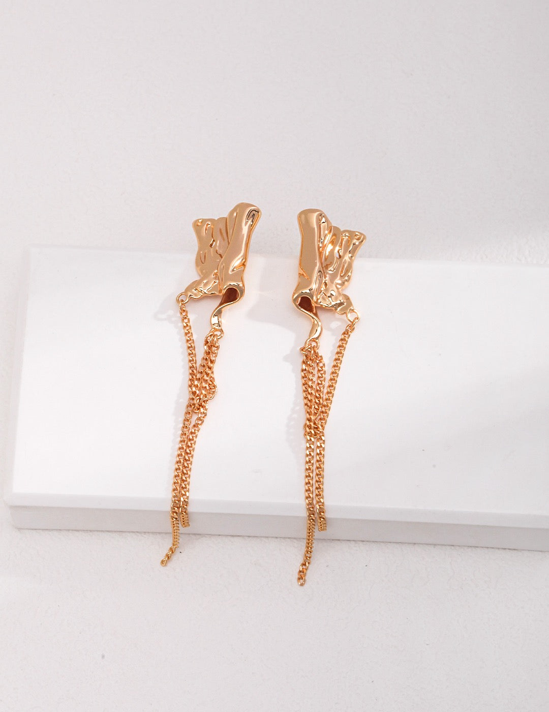 Fluidic Design Gold Earrings